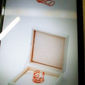 Ashlynn avenue wrap tiered ring size8